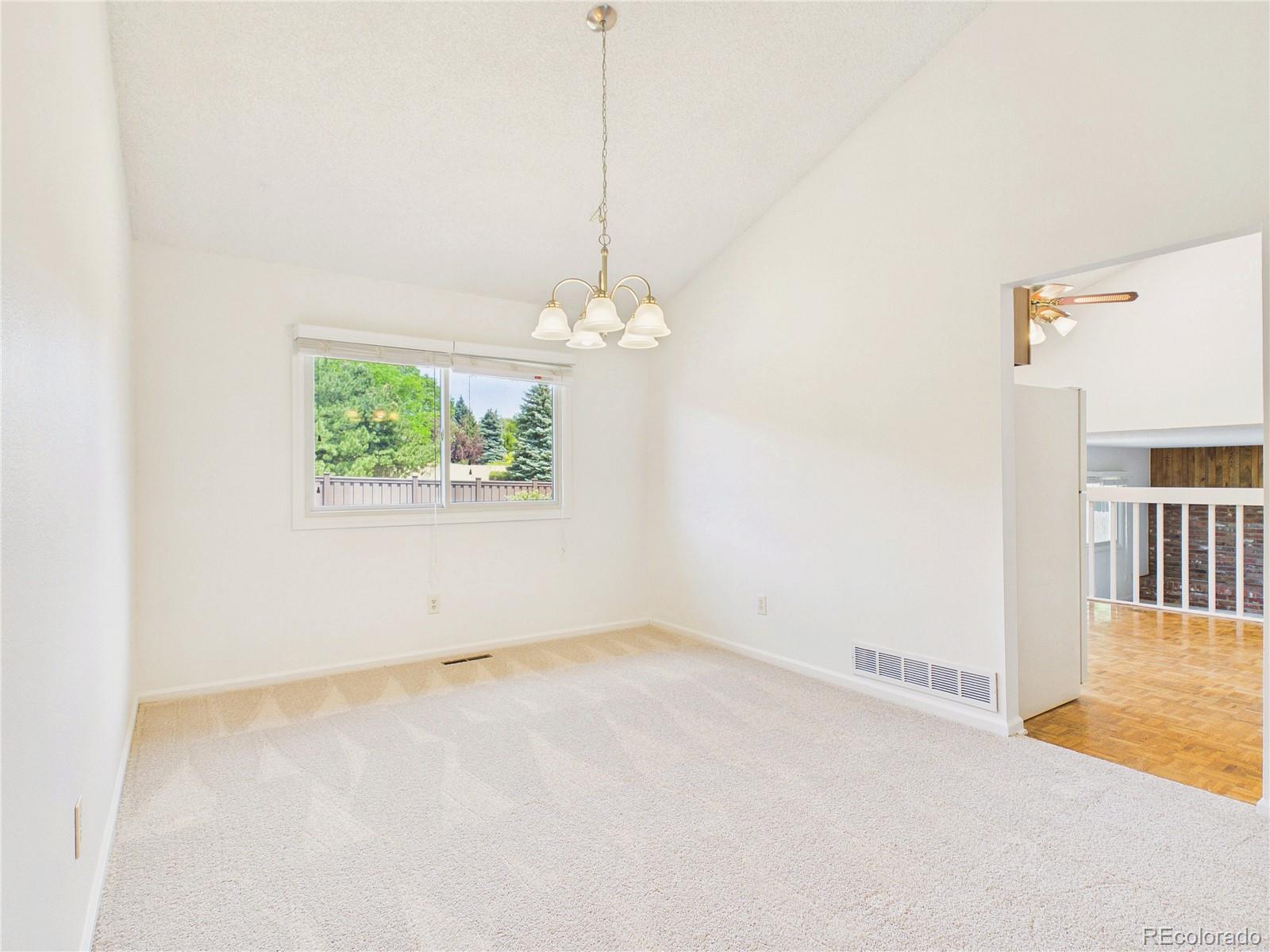 5572 S Zeno Court