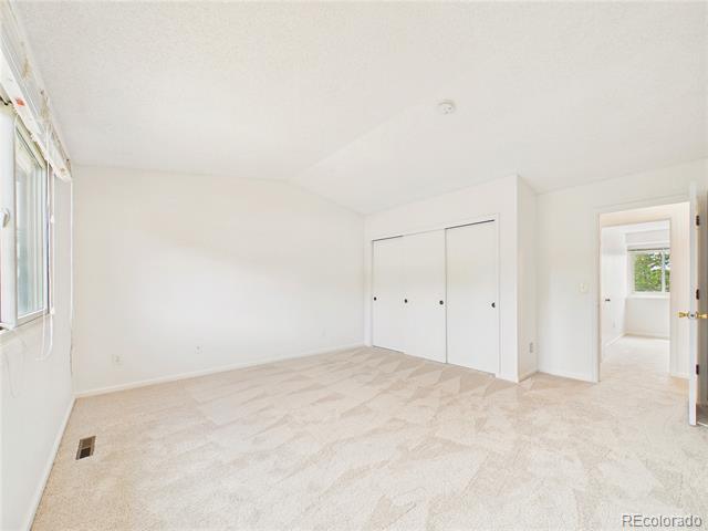 5572 S Zeno Court