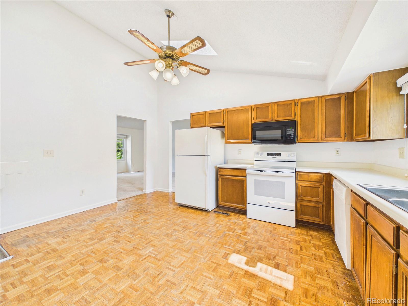 5572 S Zeno Court