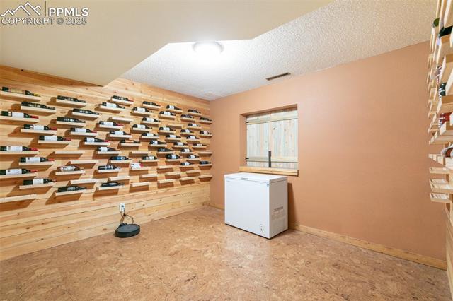 1055 Golden Hills Road