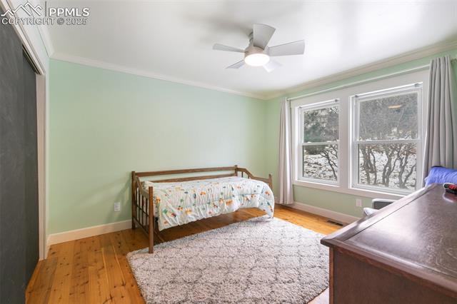 1055 Golden Hills Road