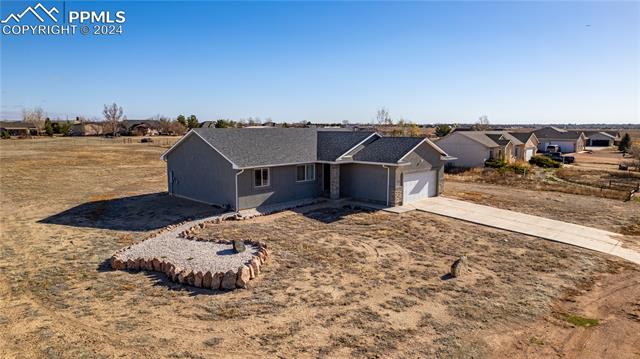 1021 W Calle Del Ciervo Drive