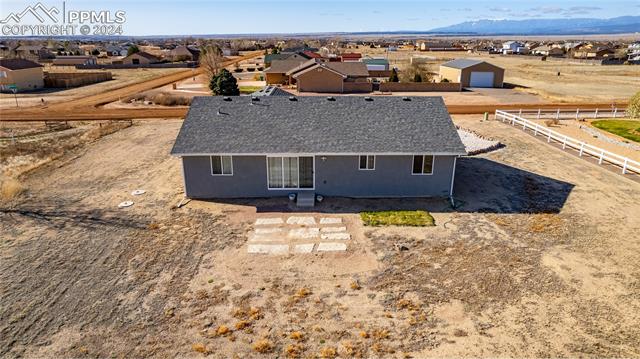 1021 W Calle Del Ciervo Drive