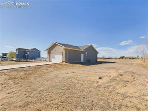 1021 W Calle Del Ciervo Drive