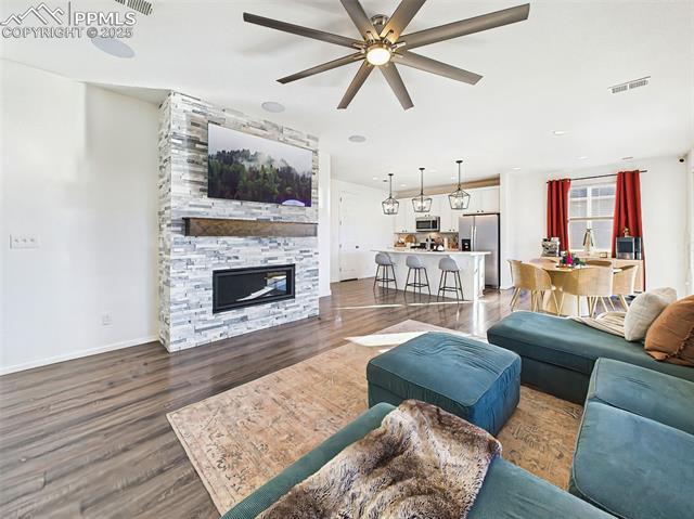 PeakView Living on Anders Ridge