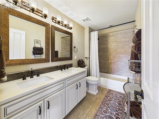 784 Sweet Pine Court