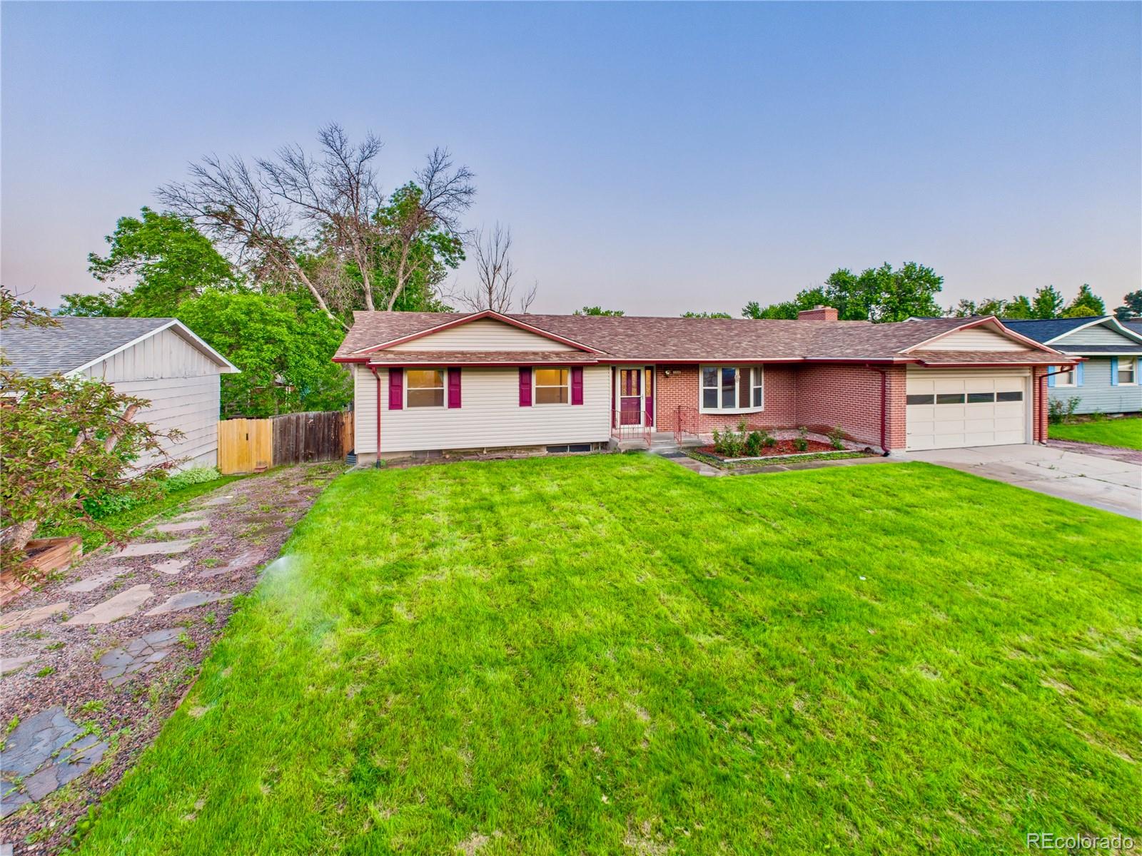 2206 Greenwich Circle