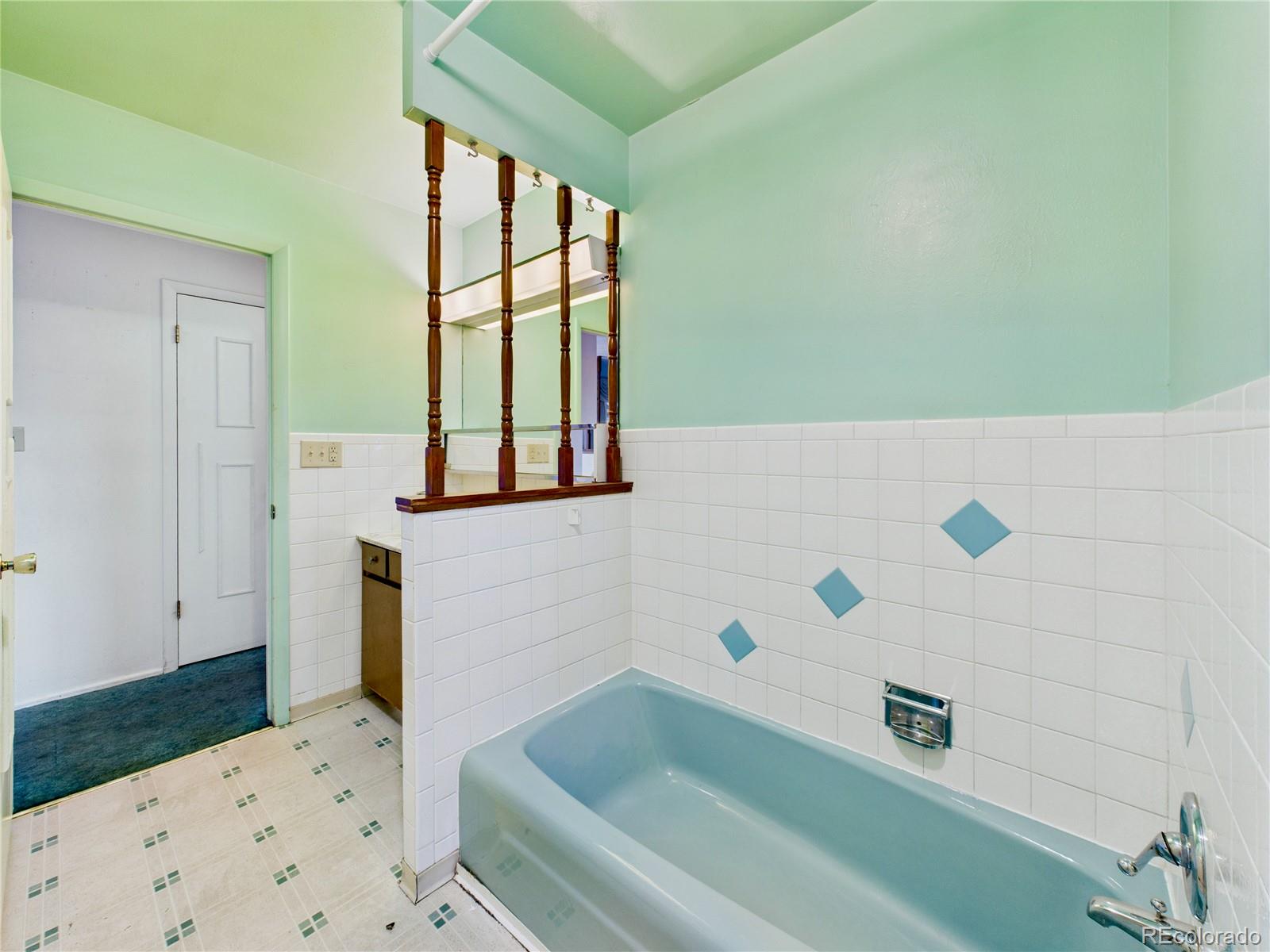 2206 Greenwich Circle