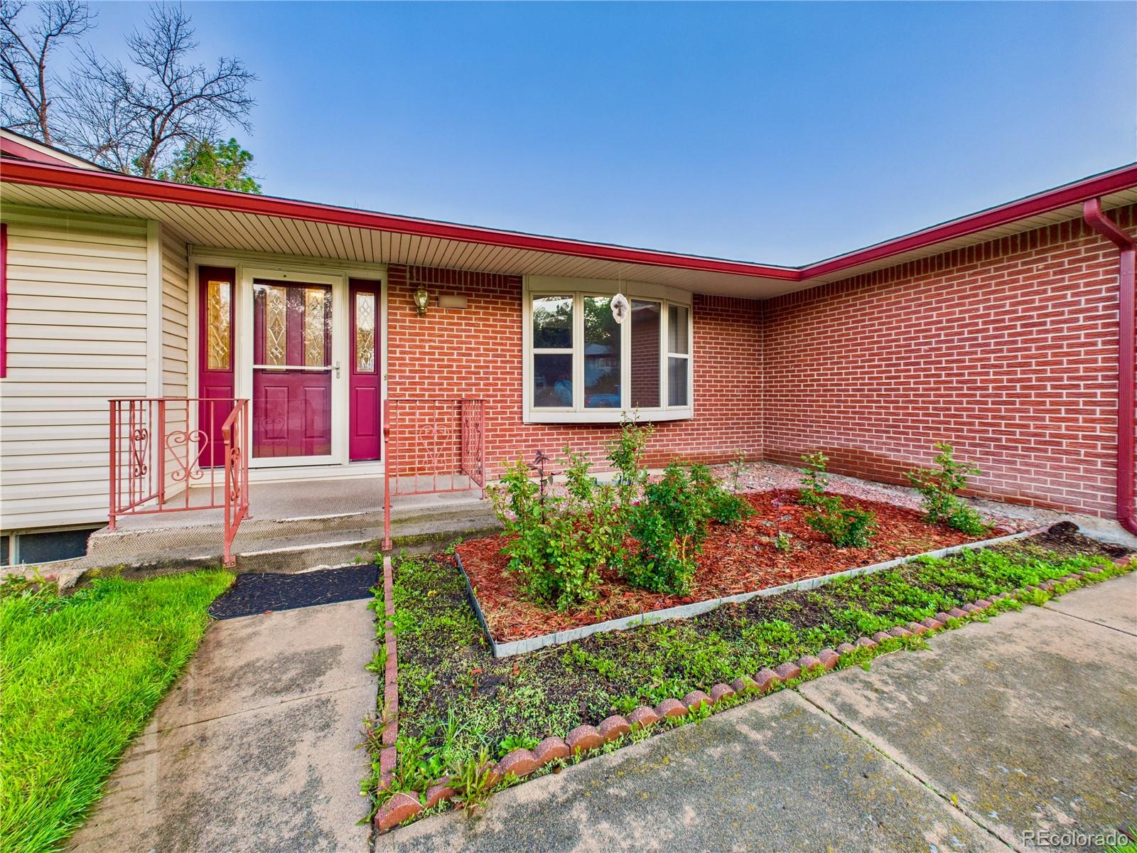 2206 Greenwich Circle