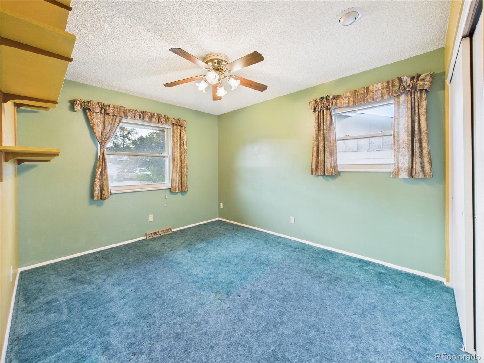 2206 Greenwich Circle