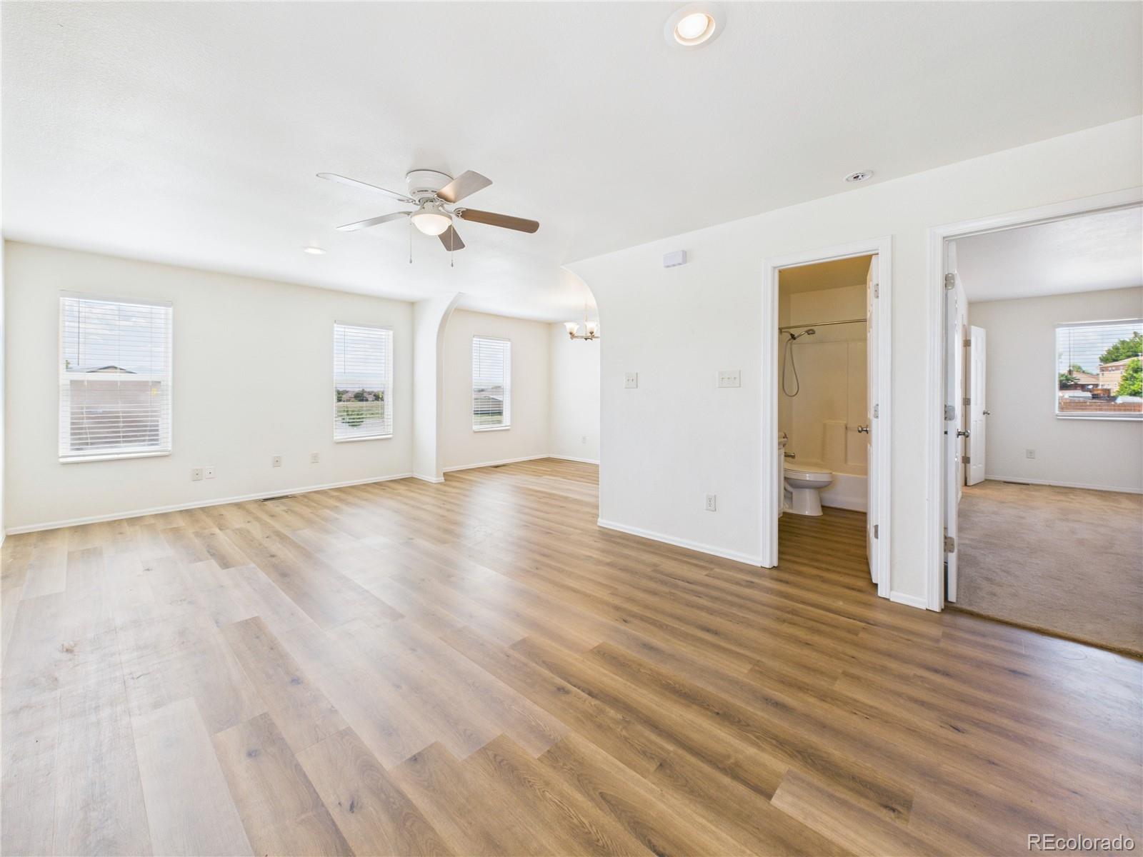 939 S Sweetwater Drive Unit: 939