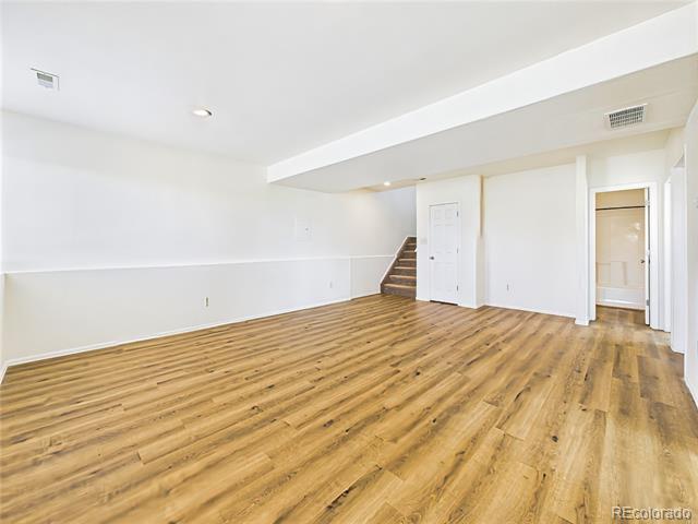939 S Sweetwater Drive Unit: 939