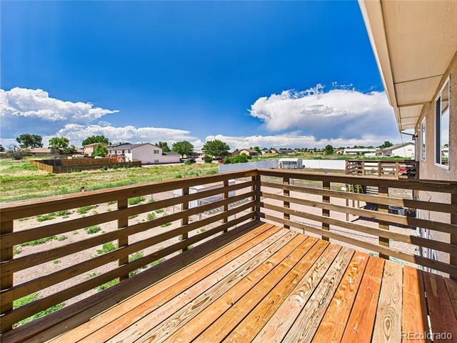 939 S Sweetwater Drive Unit: 939