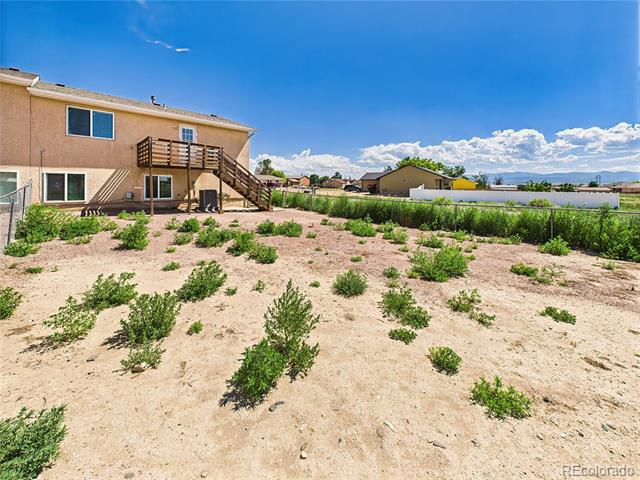 939 S Sweetwater Drive Unit: 939