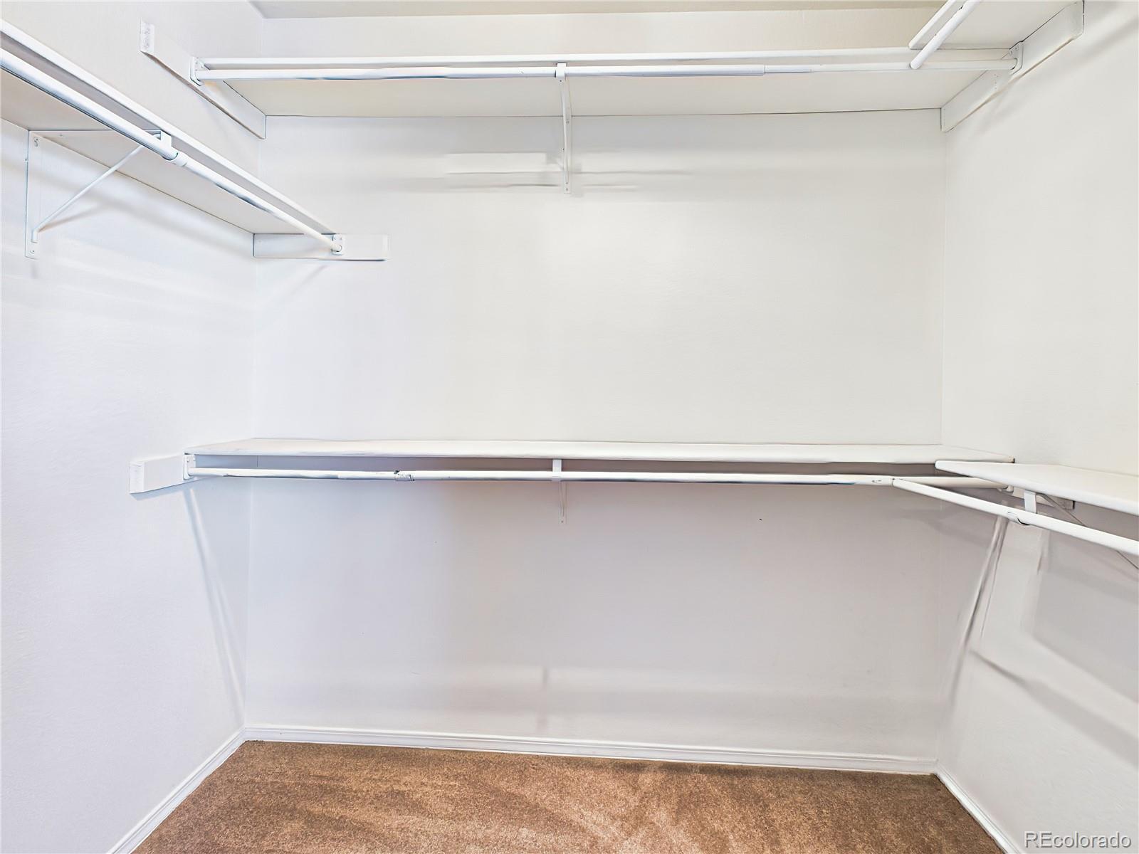 939 S Sweetwater Drive Unit: 939