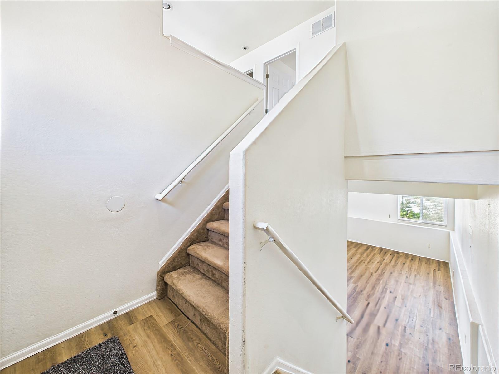 939 S Sweetwater Drive Unit: 939