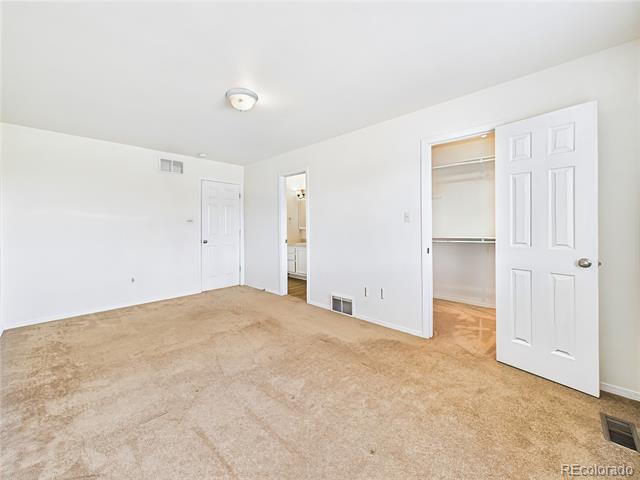939 S Sweetwater Drive Unit: 939