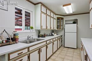 425 Columbine Street