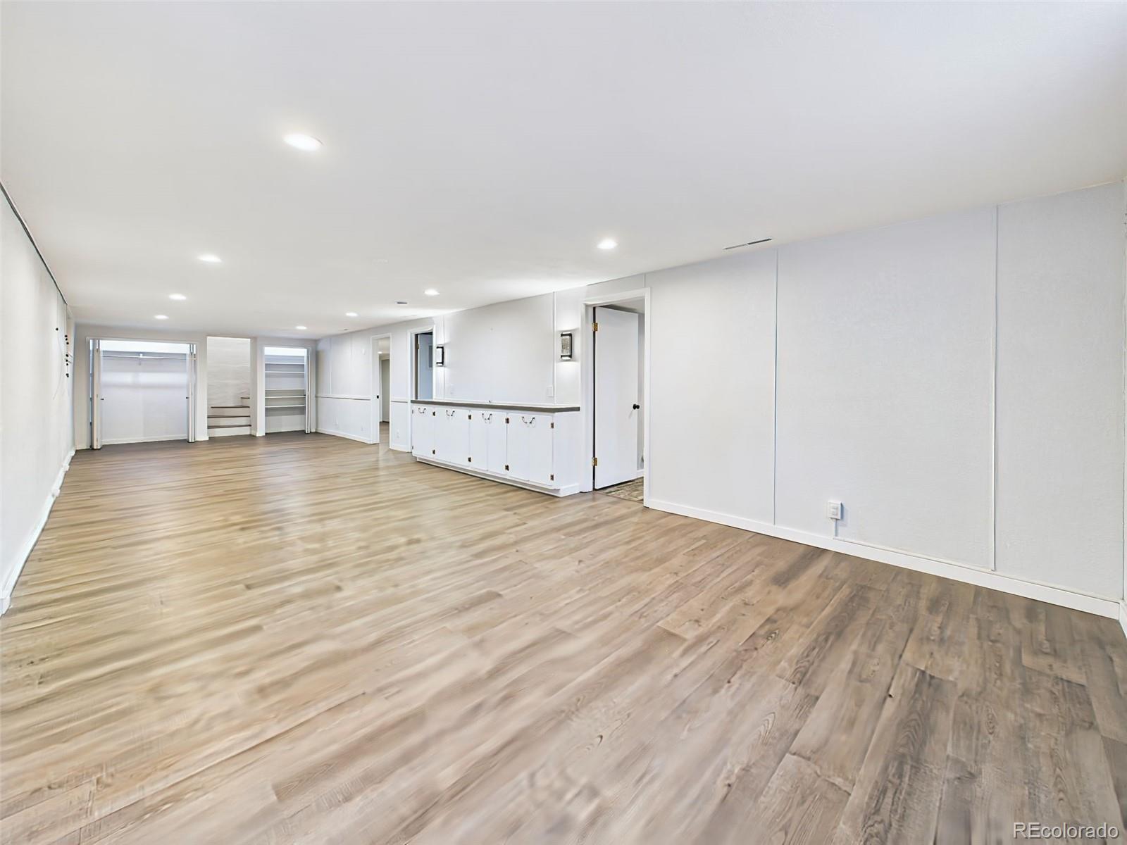 1107 Parkview Boulevard