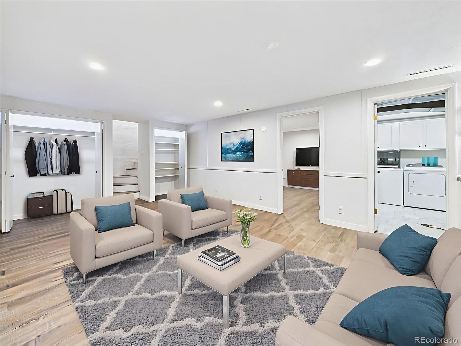 1107 Parkview Boulevard