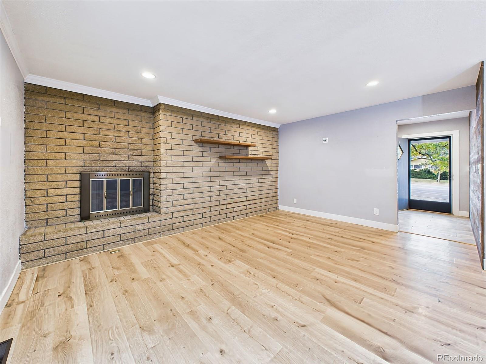 1107 Parkview Boulevard