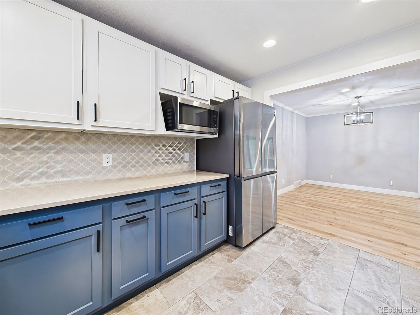 1107 Parkview Boulevard