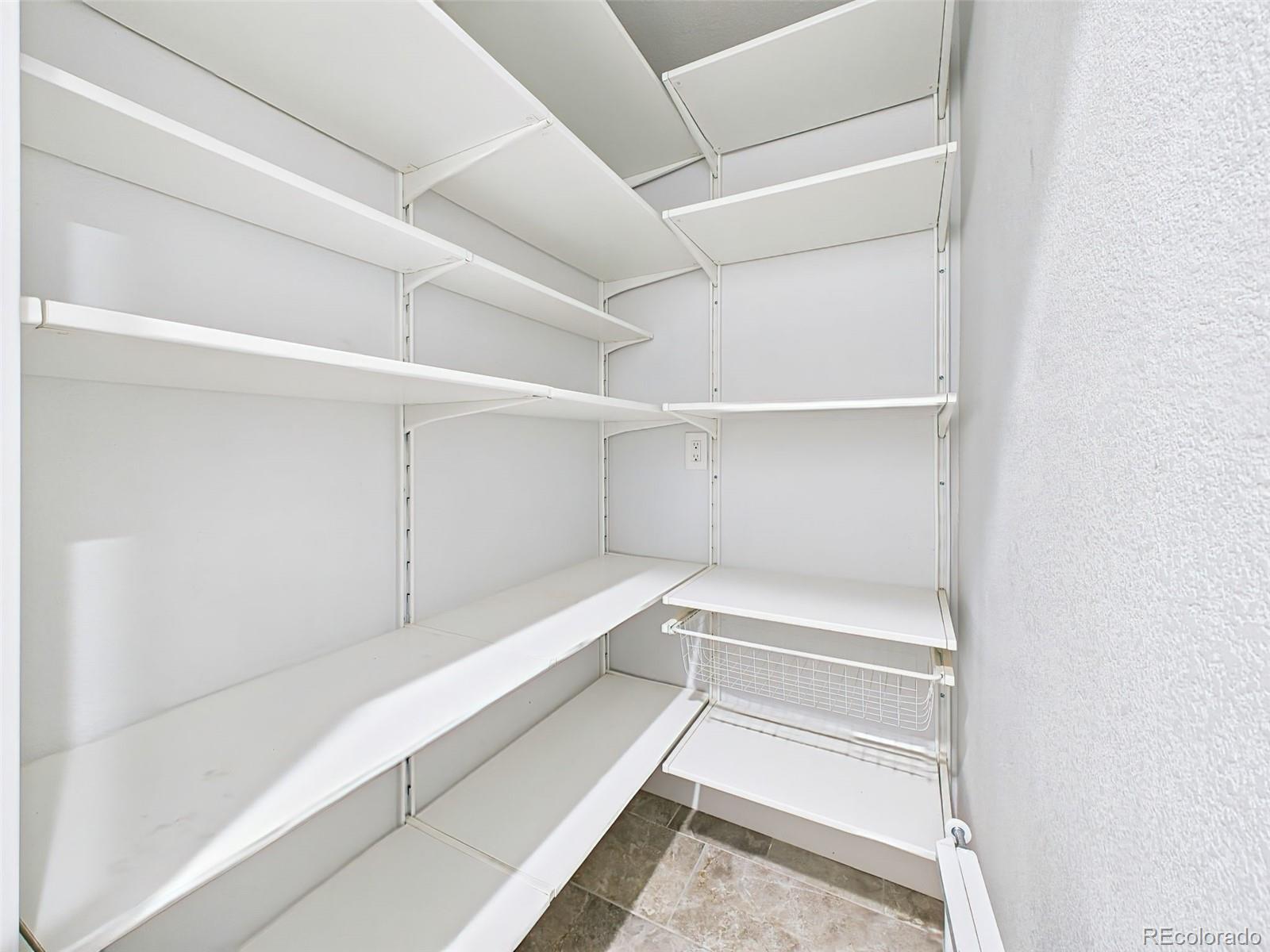 1107 Parkview Boulevard