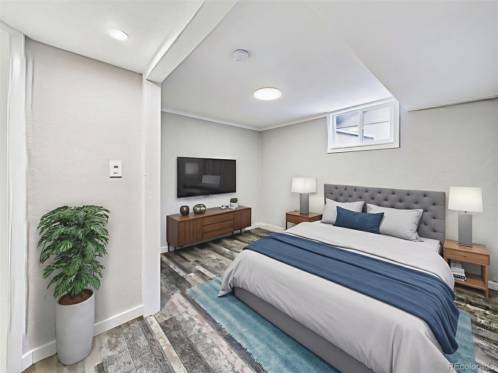 1107 Parkview Boulevard