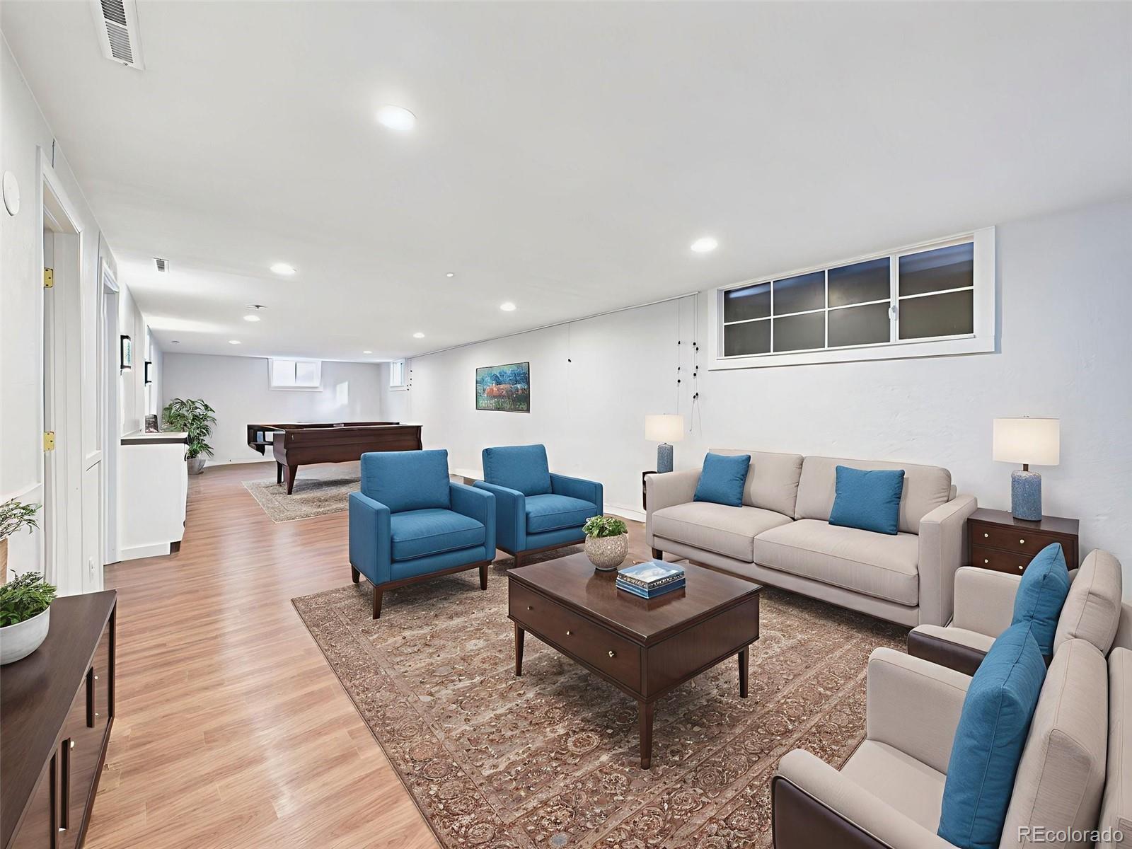 1107 Parkview Boulevard