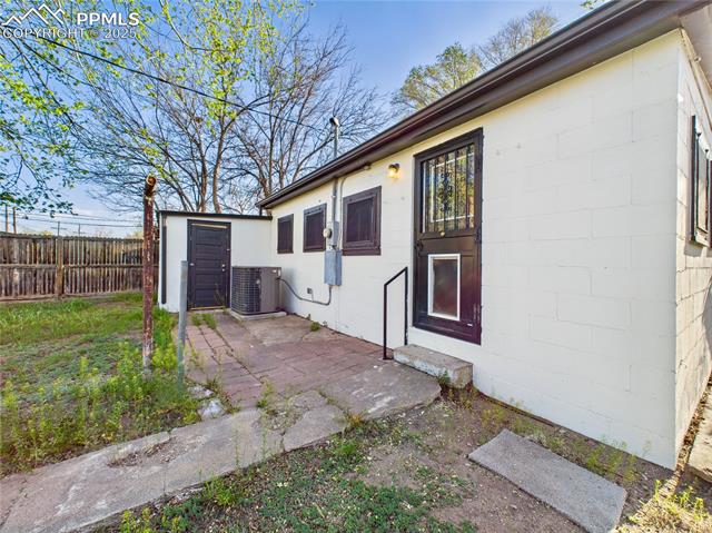 1207 Claremont Avenue