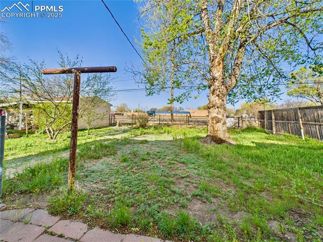 1207 Claremont Avenue