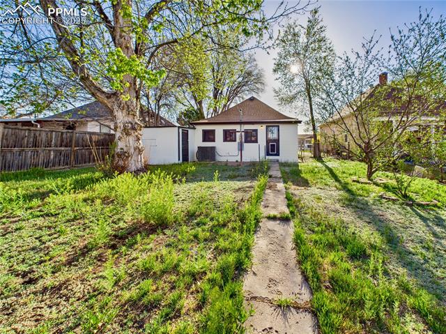 1207 Claremont Avenue