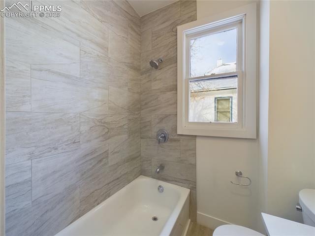 1207 Claremont Avenue