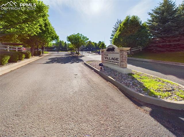 4332 Alder Springs View