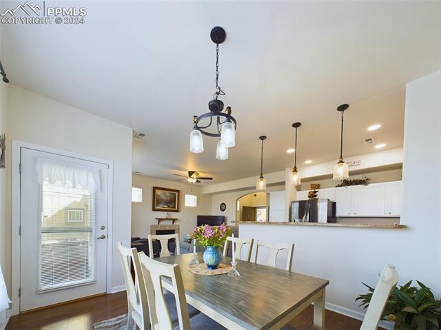 4332 Alder Springs View