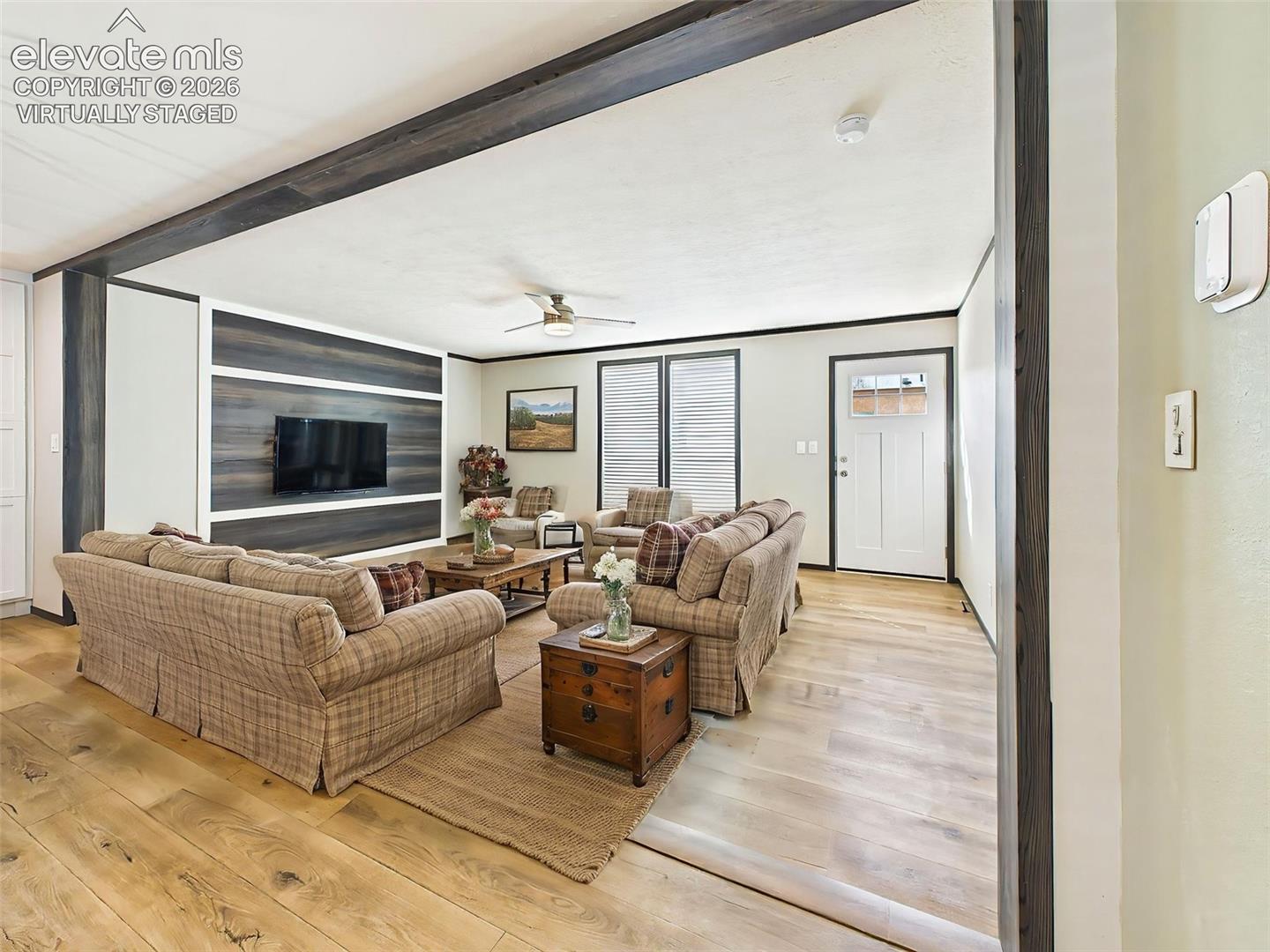 354 E Stewart Drive