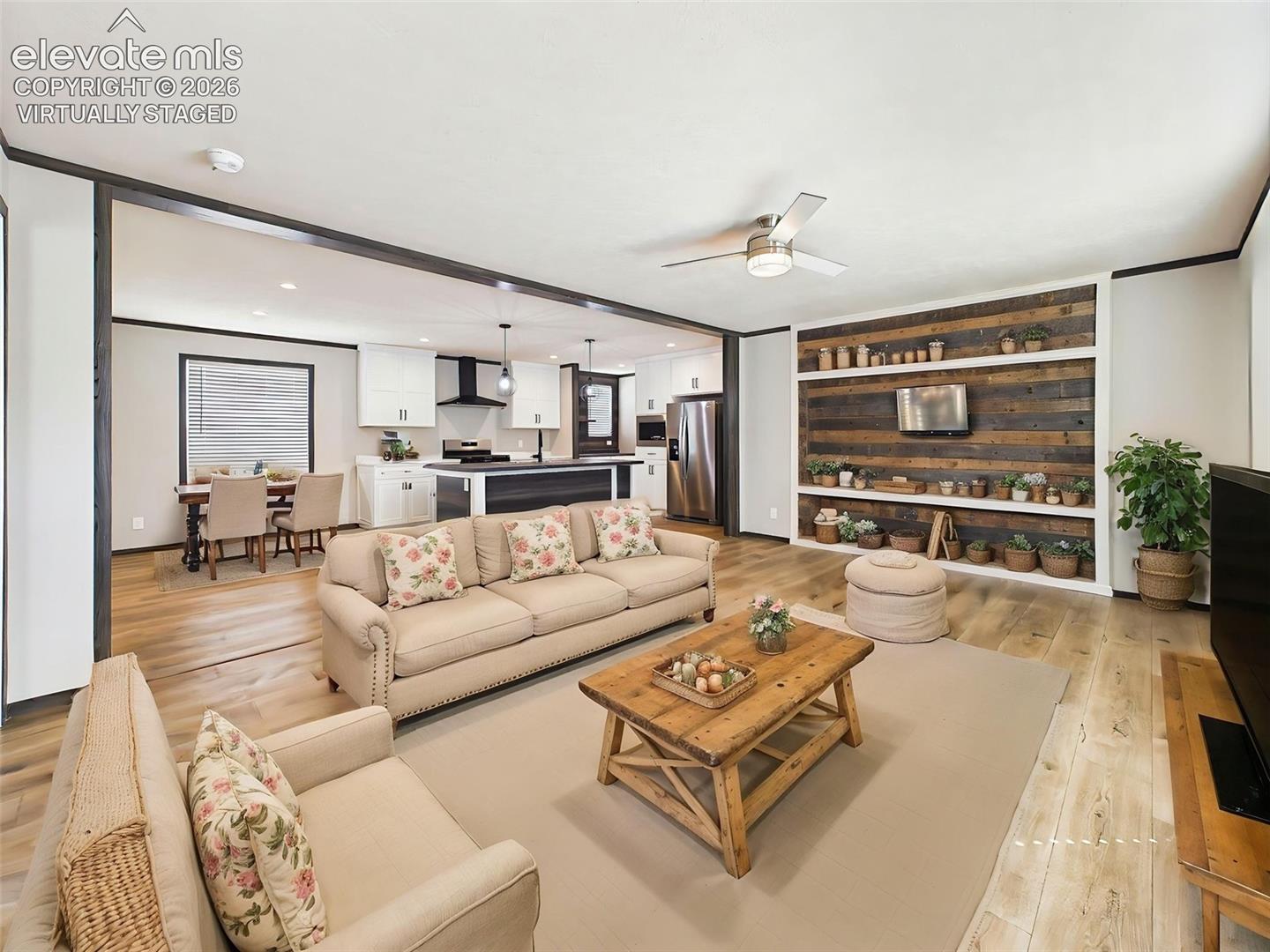 354 E Stewart Drive