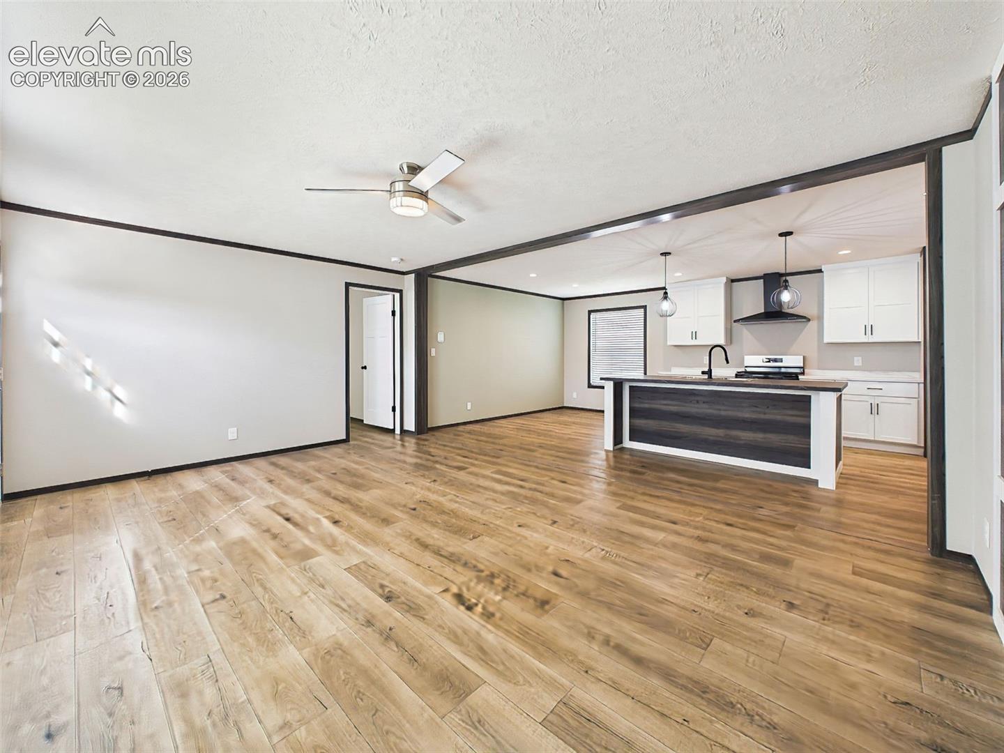 354 E Stewart Drive