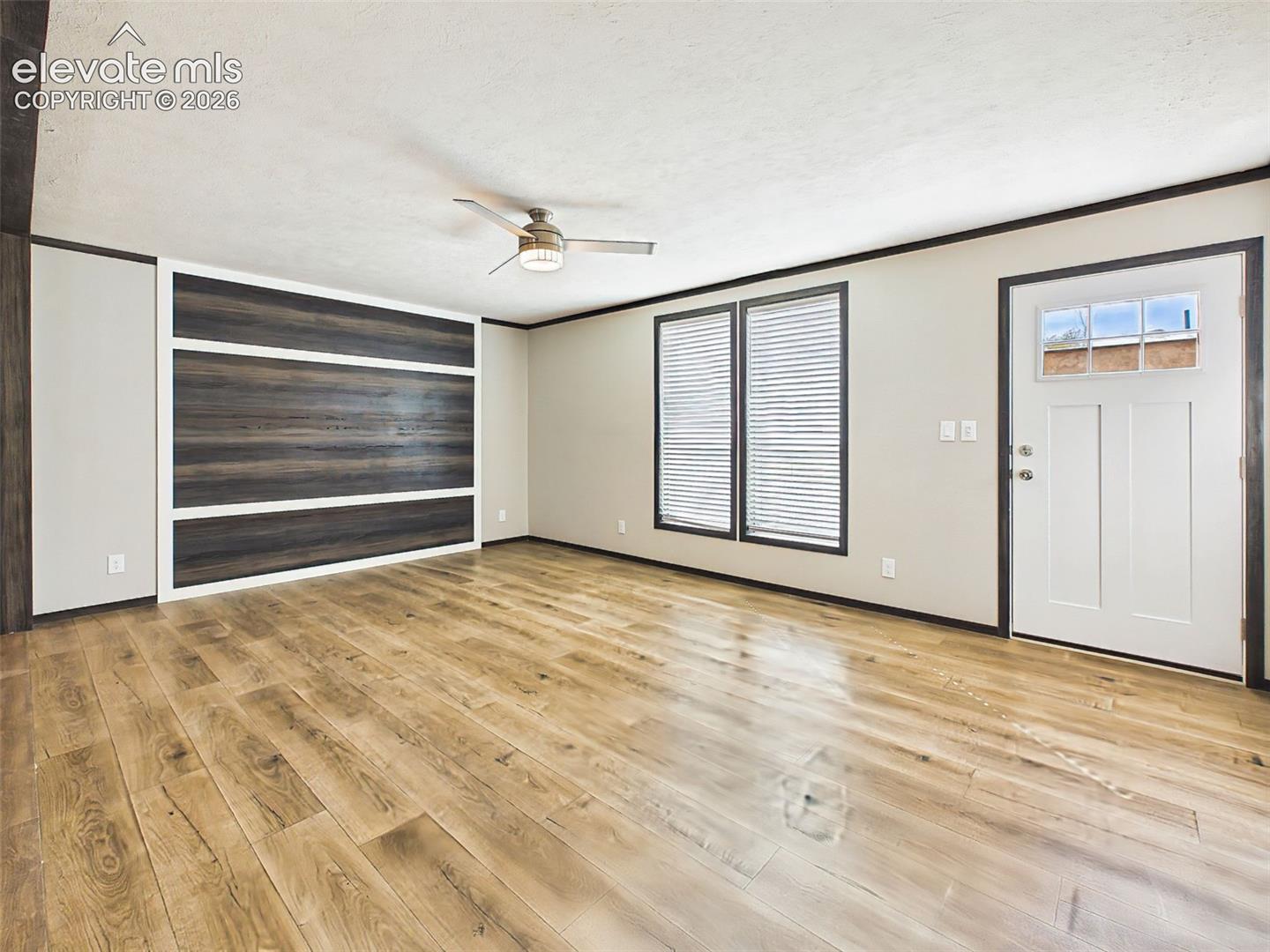 354 E Stewart Drive