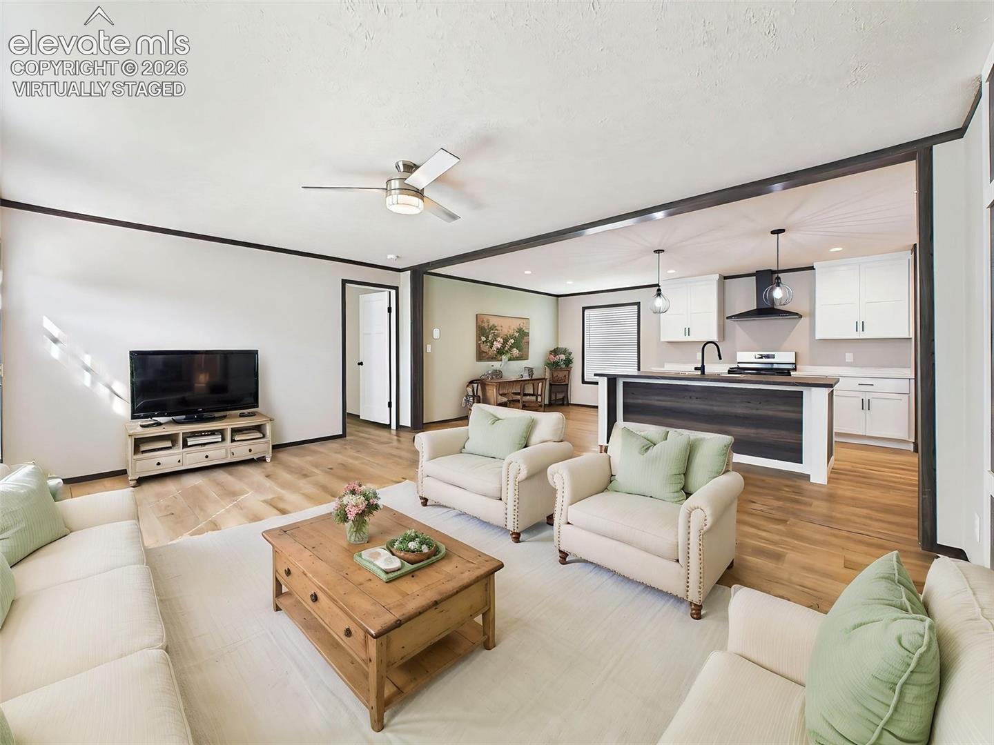354 E Stewart Drive