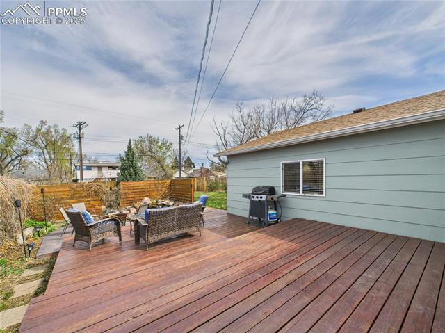 2519 N Cascade Avenue