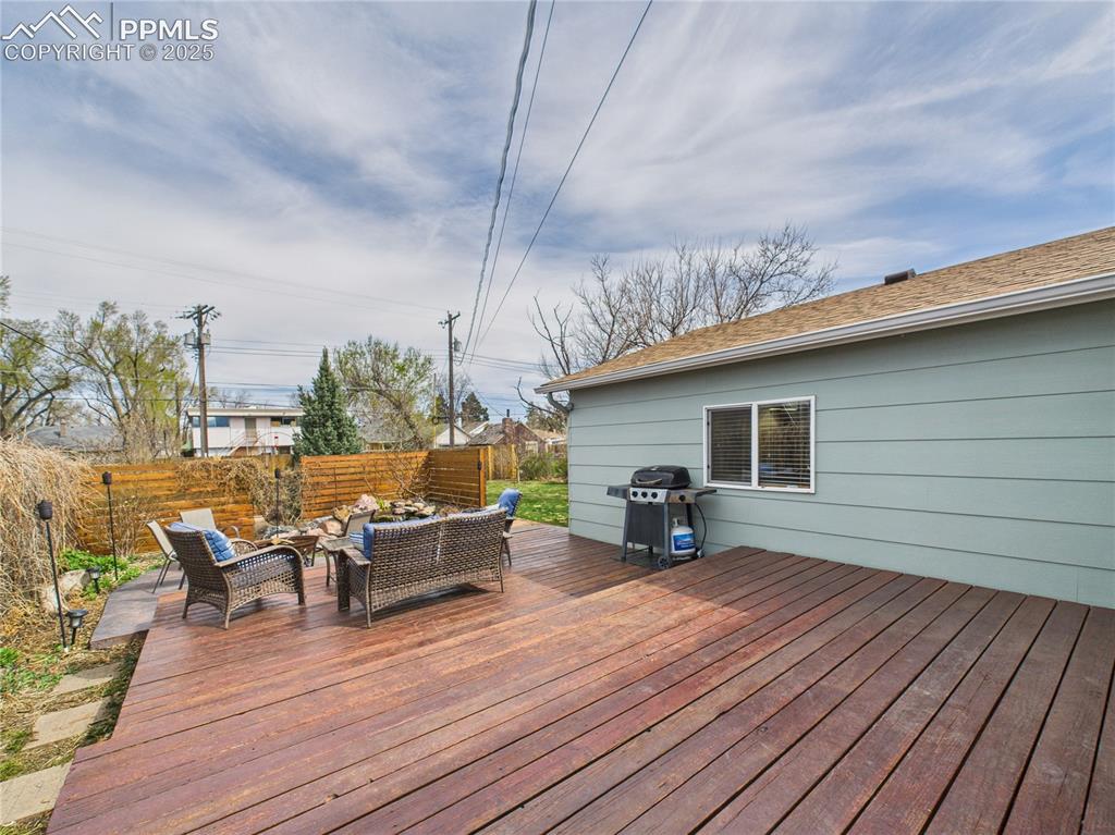 2519 N Cascade Avenue