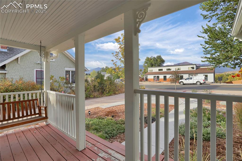2519 N Cascade Avenue