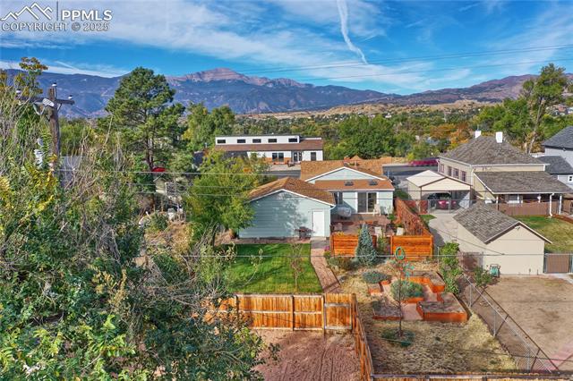 2519 N Cascade Avenue