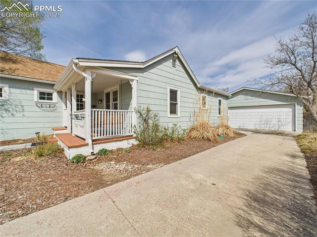 2519 N Cascade Avenue