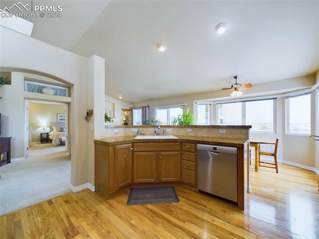 4255 Stonesthrow View