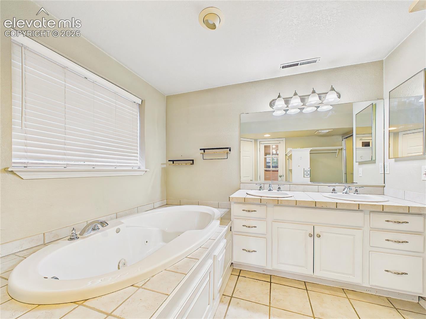 8252 Brigantine Drive