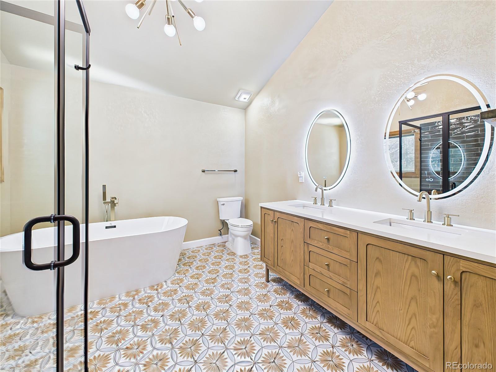 1045 Golden Hills Road