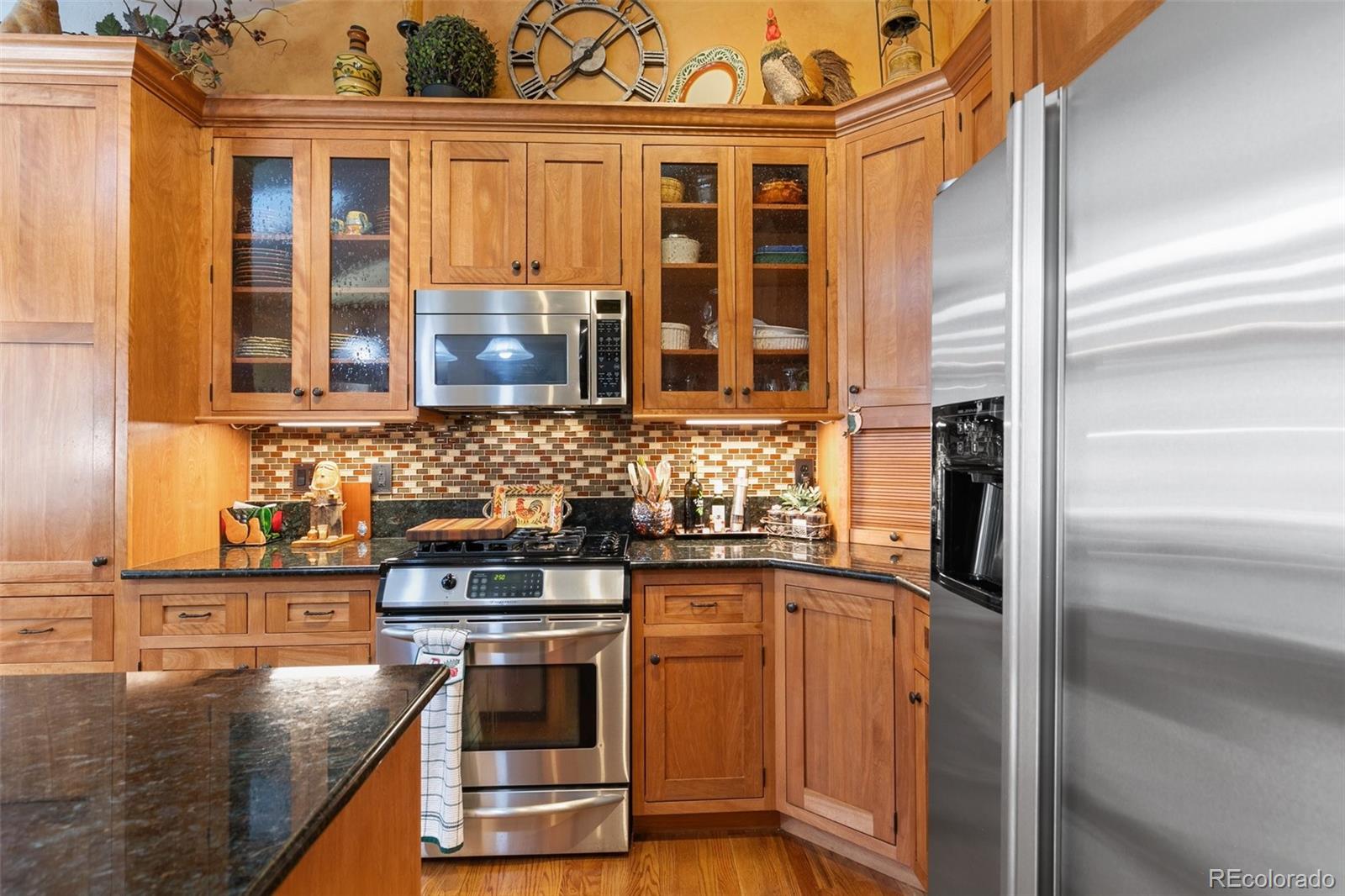 1045 Golden Hills Road