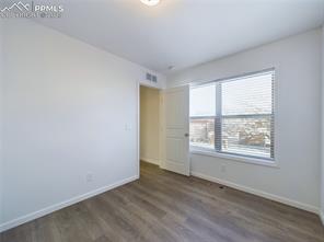 138 E Kipling Drive